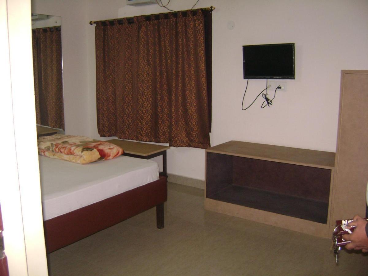 Natraj Hotel Darbhanga Exterior photo